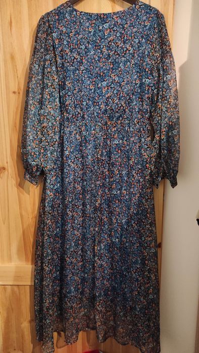Zwiewna Sukienka w kwiaty Boho Tatuum rozmiar 40