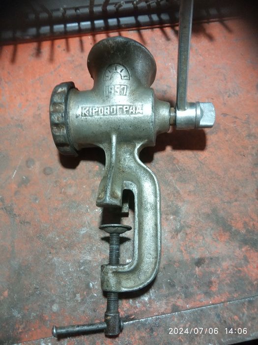 Мясорубки совковые надежные