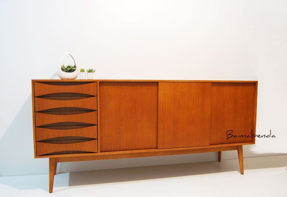 Móvel Aparador / Sideboard / Retro Vintage / Estilo Nórdico