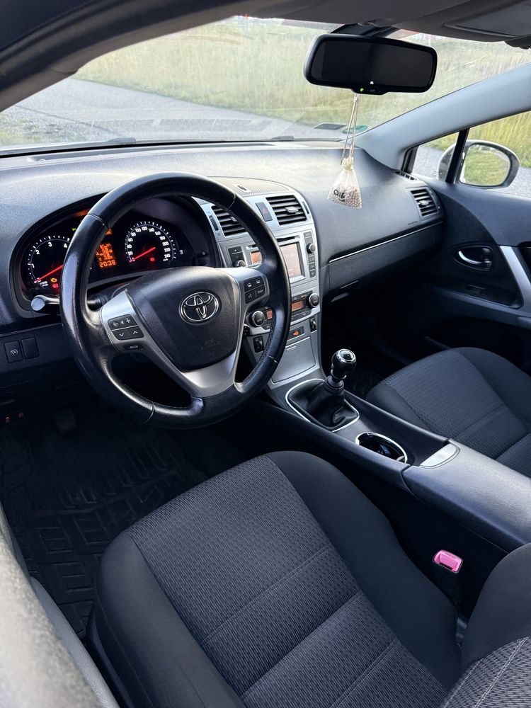 Toyota Awensis t27 pierwszy wlasciciel w kraju. super stan