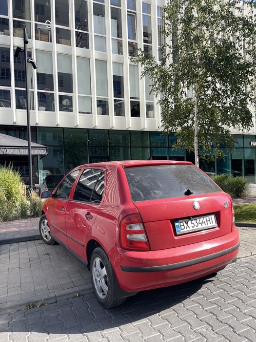 Авто шкода фабія