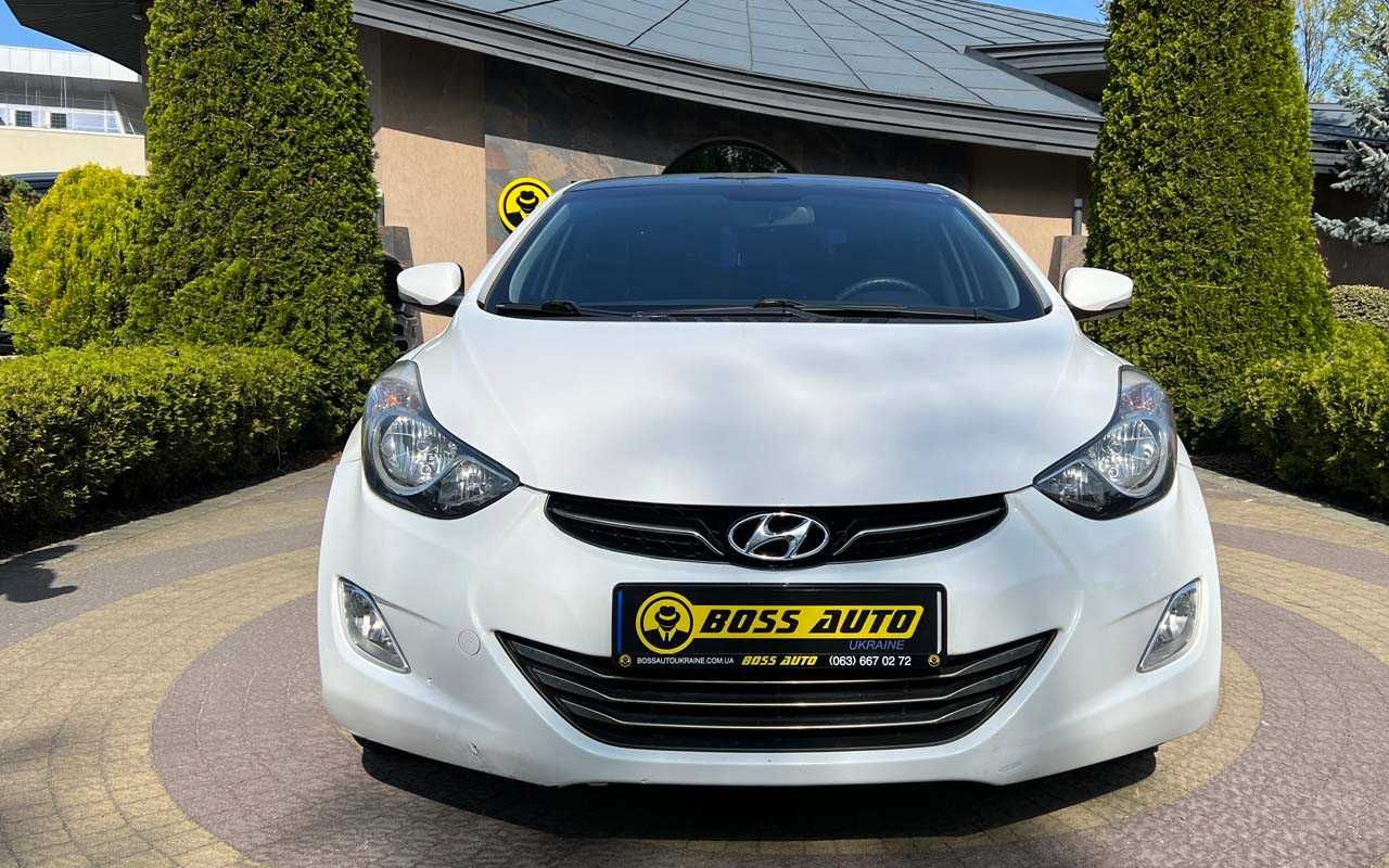 Hyundai Elantra 2012