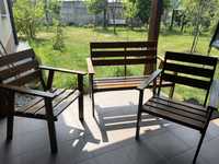 Meble ogrodowe dwa krzesla i lawka drewniane