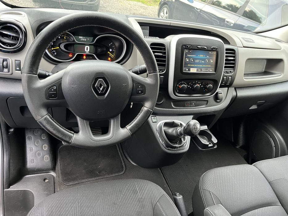 Zadbany , bi-turbo / navi , 6 osob / alu / holenderka
