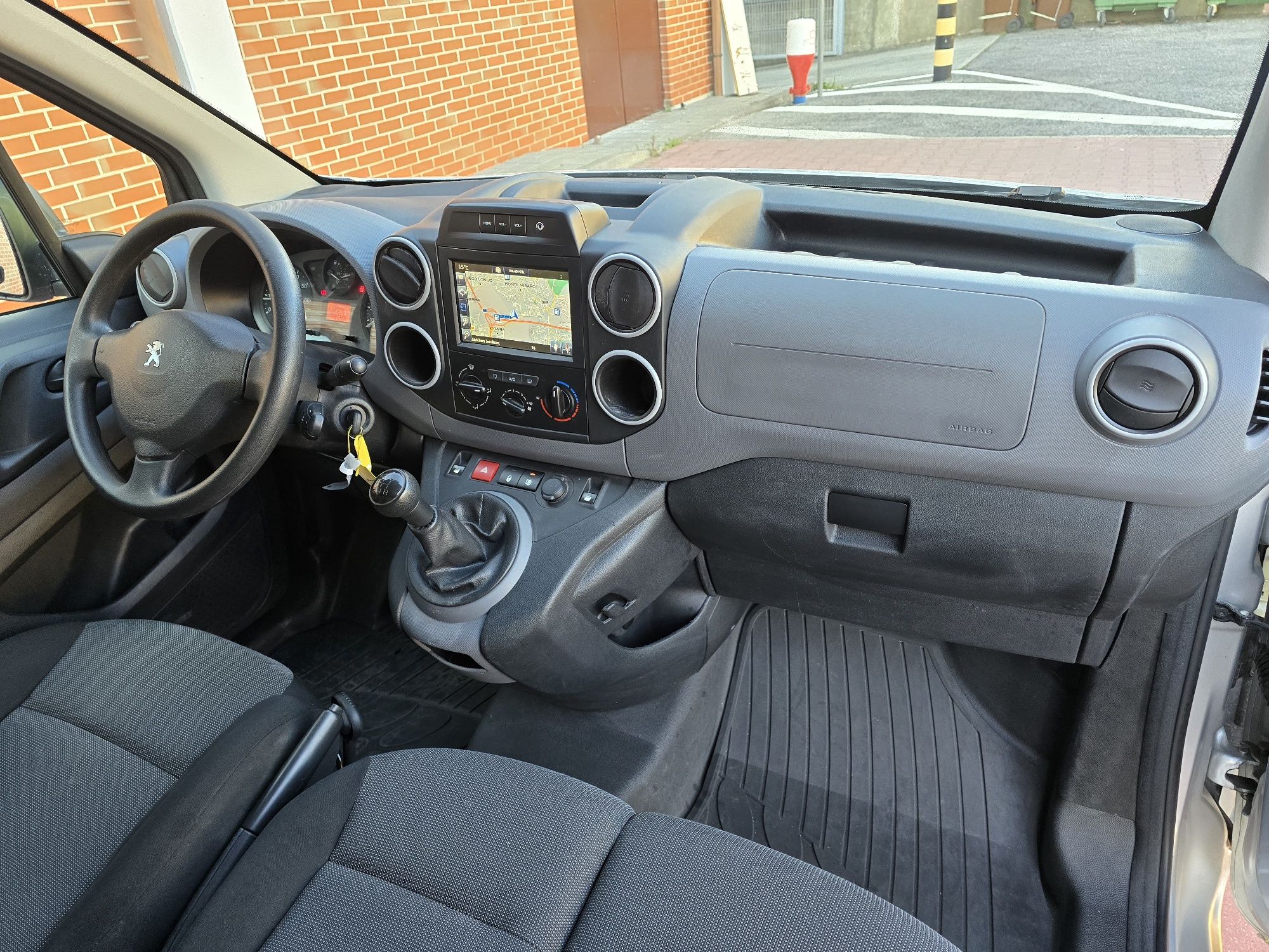 Peugeot Partner 1.6 HDI | 140.000KM | 3 LUGARES