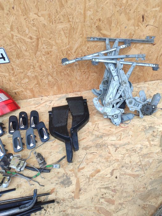 Задні ліхтарі ручки дверей honda civic 6 ма мб