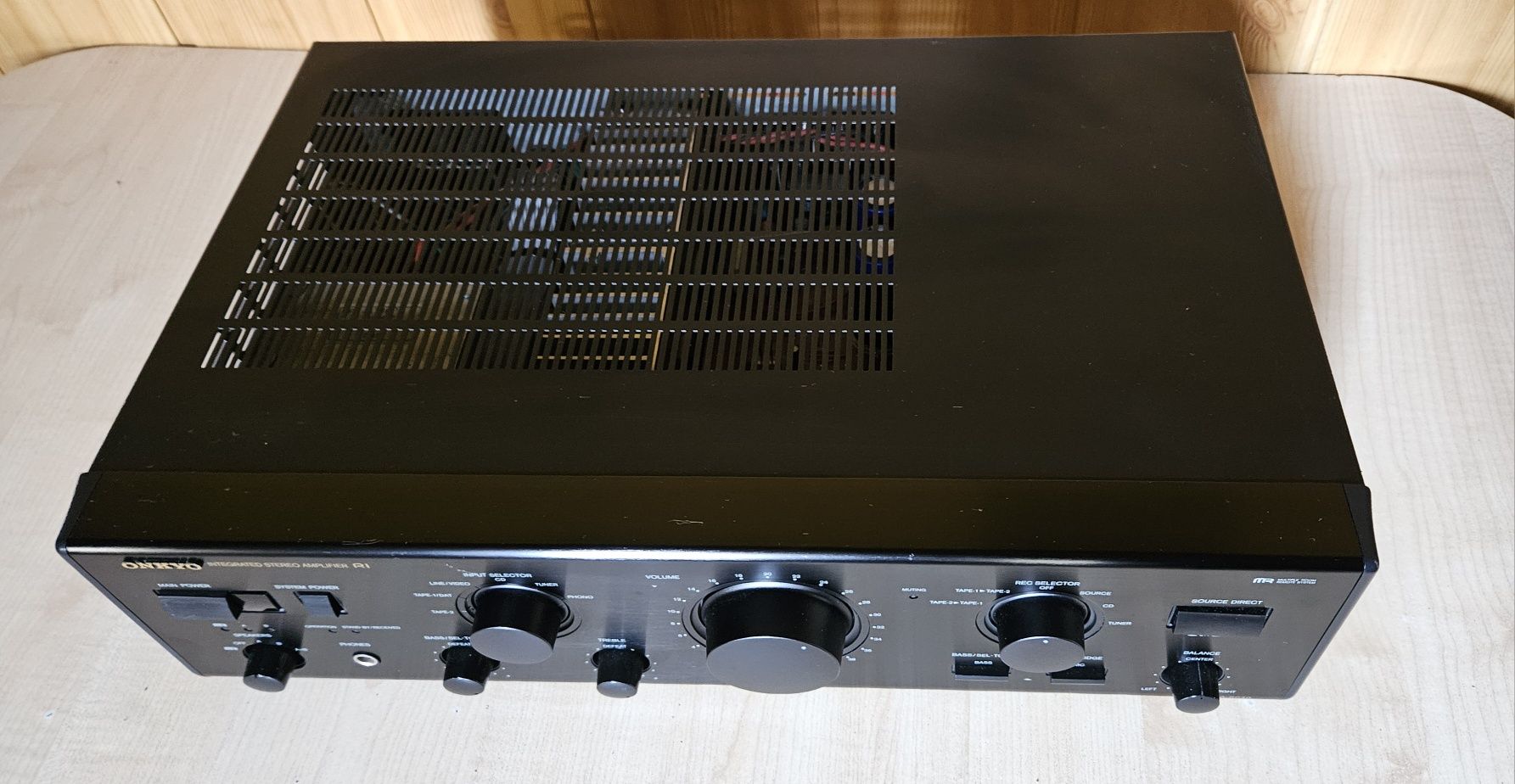 Wzmacniacz ONKYO A8940