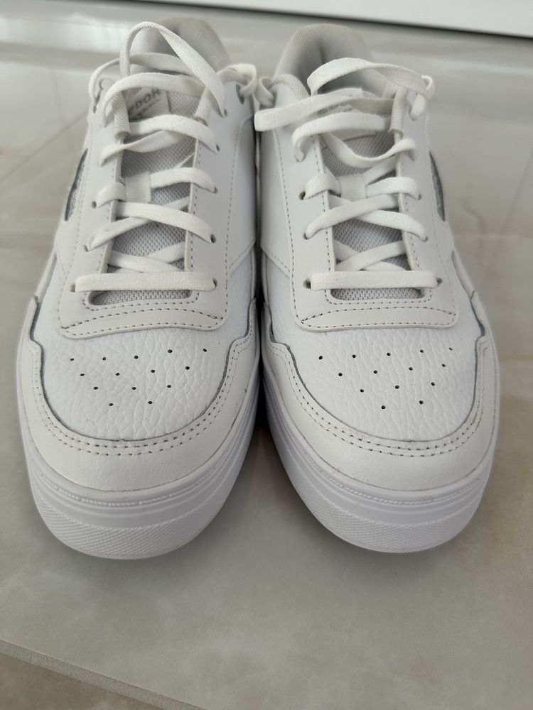 Кросівки reebok розмір39 eur