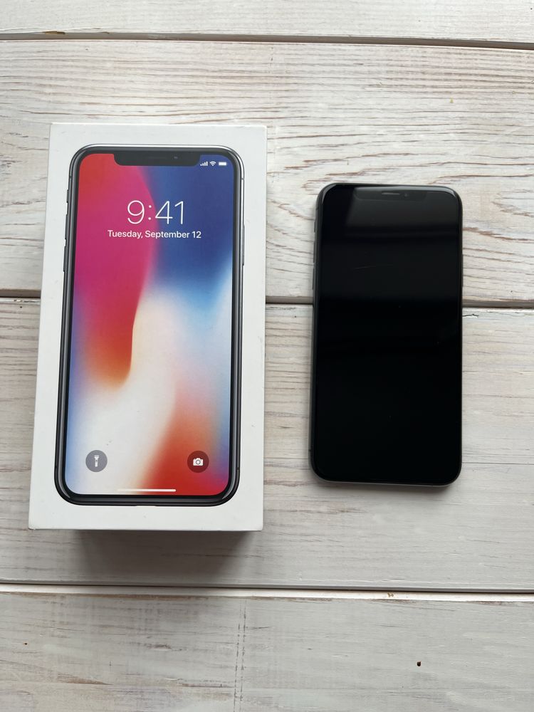 Iphone X space 64 Gb