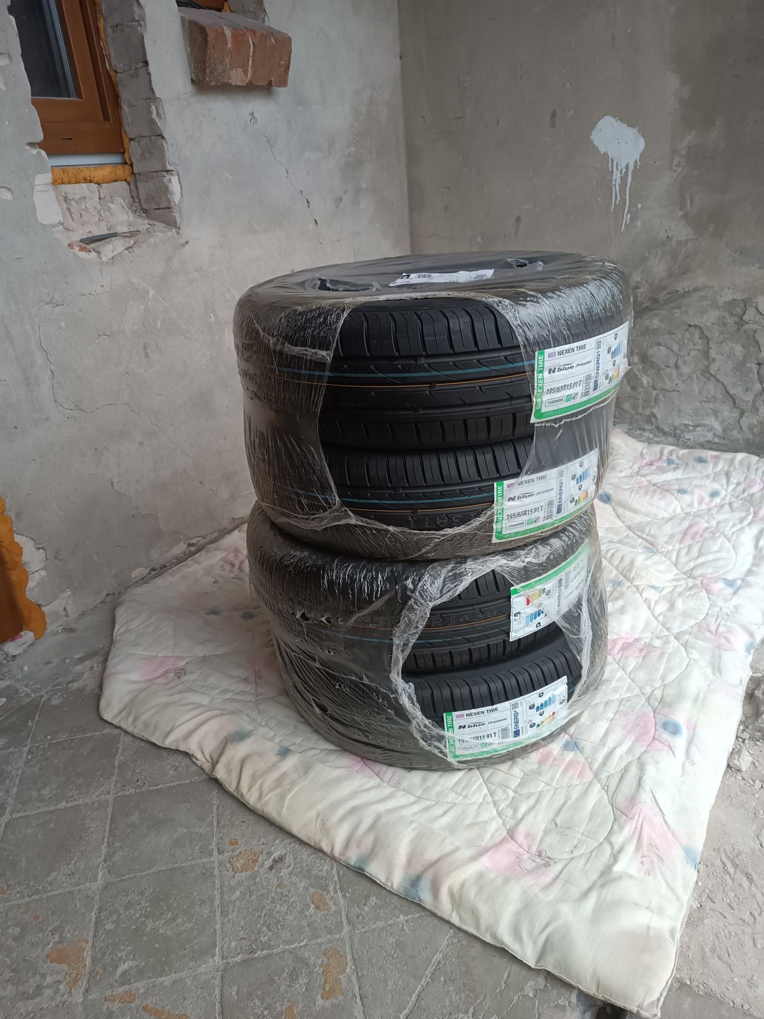 Nowe opony 15" Nexen Lato