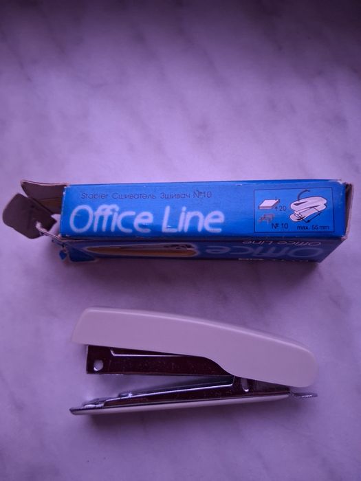 Степлер канцелярский