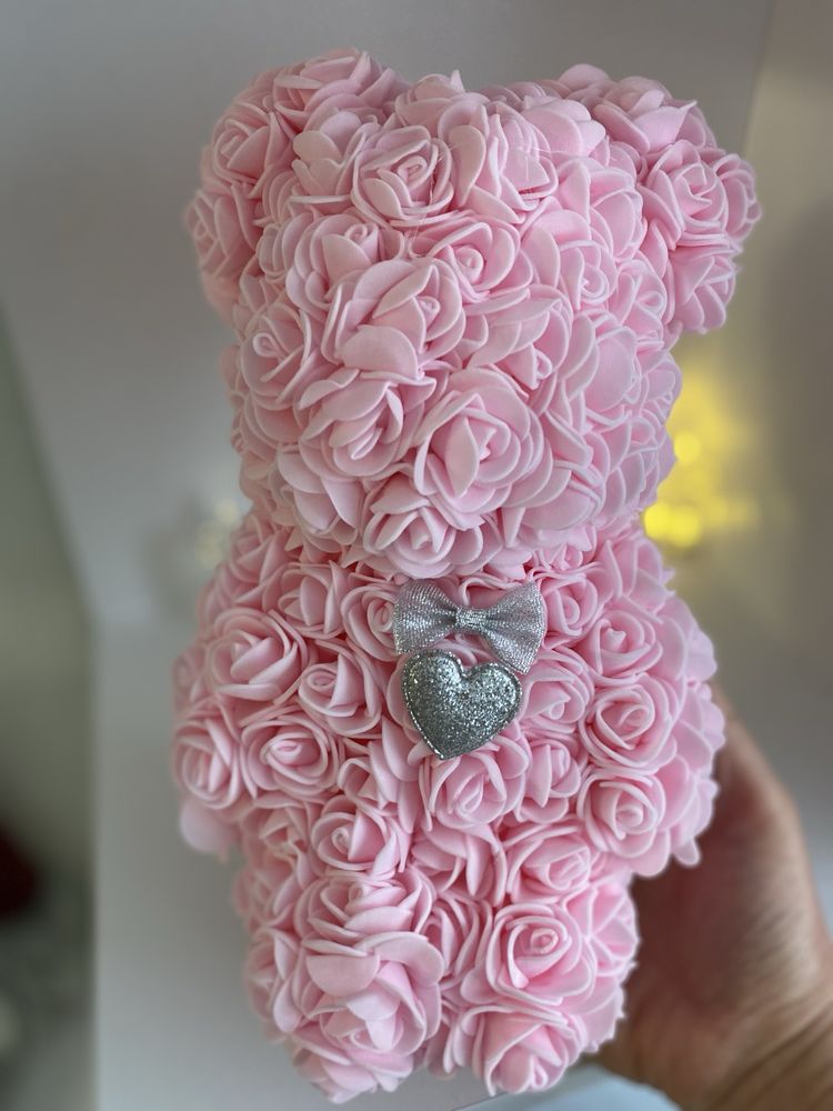 Продам ведмедика з штучних 3D троянд (30 см рожевий