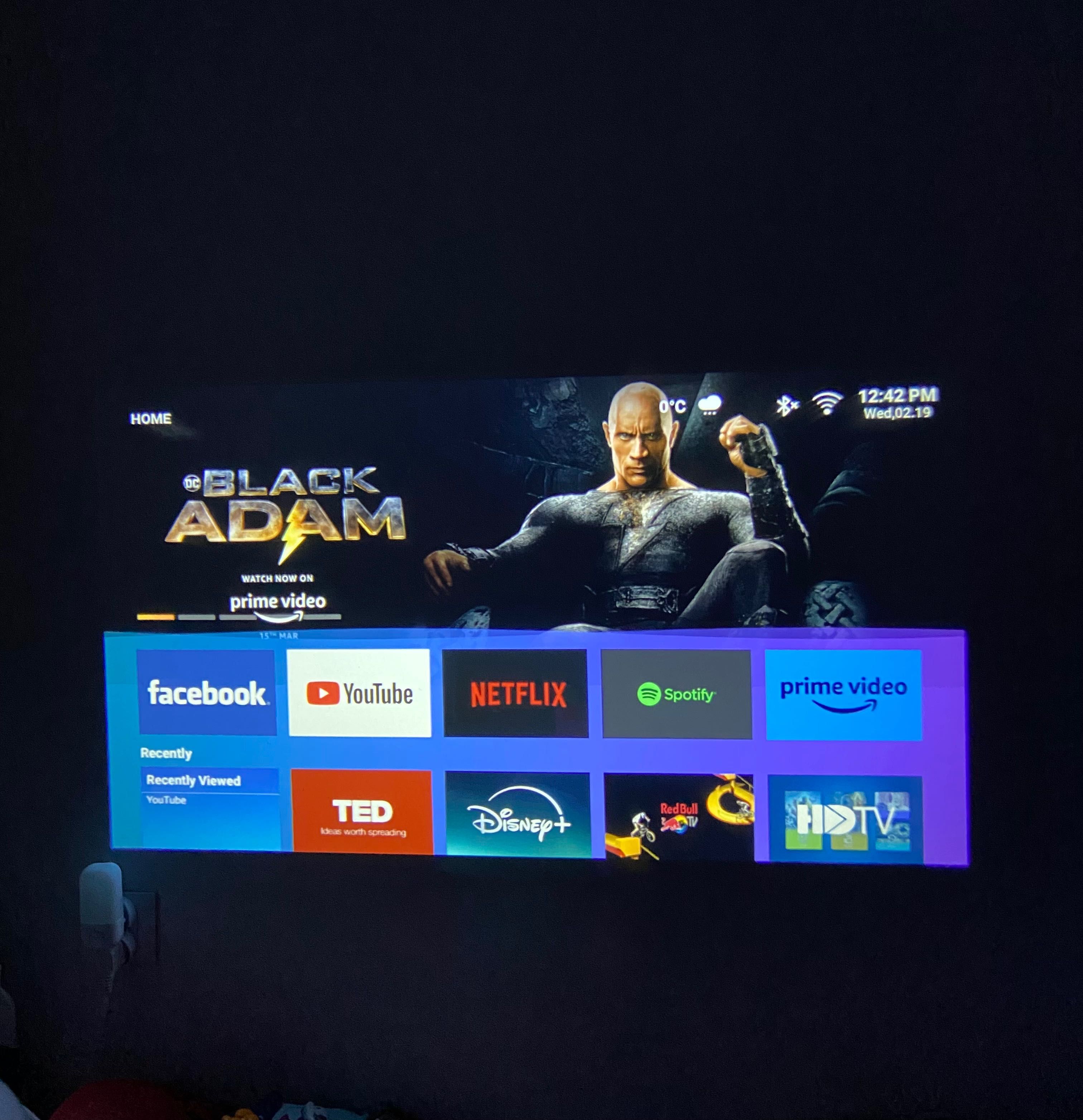 Projektor multimedialny
AOPEN QH12a