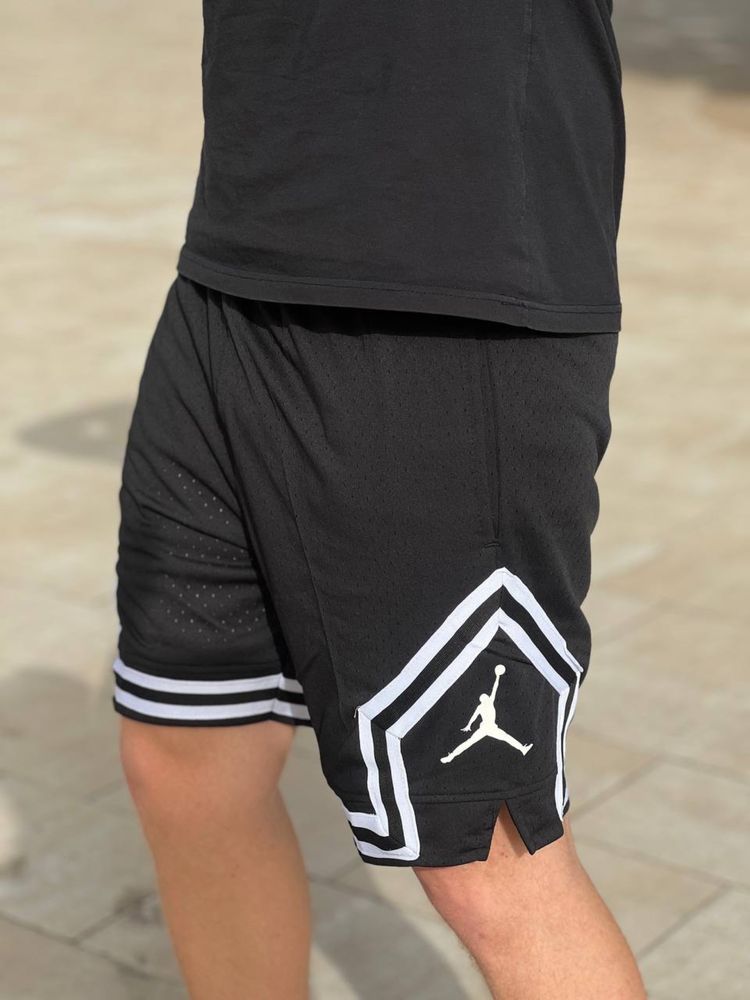 Шорти Nike jordan найк джордон в усіх розмірах  S,M,L,Xl,XXL,XXXL