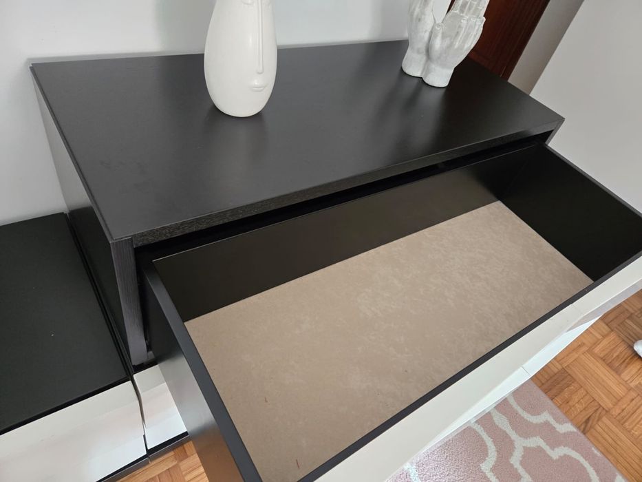 Conjunto Quarto - Cama / Mesas Cabeceira / Colchão / Cómoda