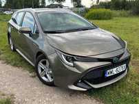 Toyota Corolla 2.0 hybryda! Niski przebieg! Dwa kluczyki!