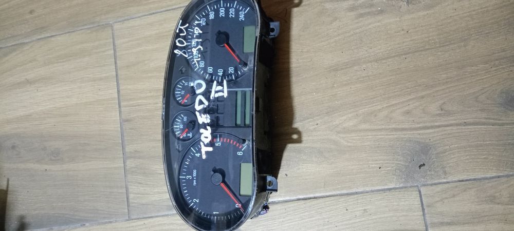 Licznik seat Leon 1 toledo 2 1.9 TDI