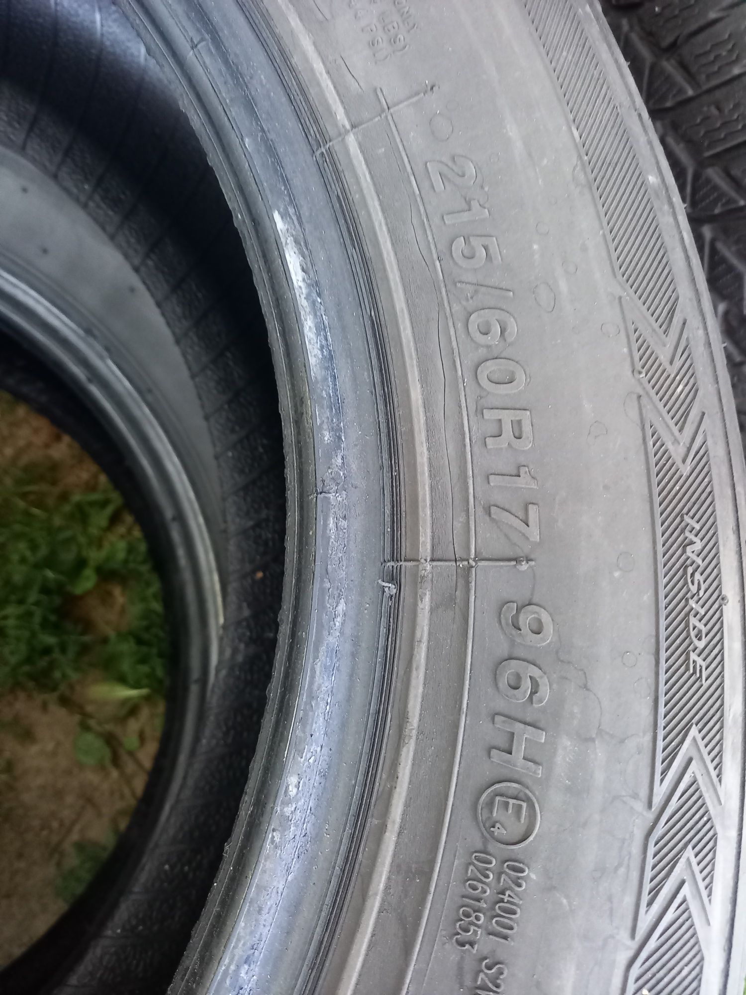 Tanio oddam oponę TRISTAR 215/60r17 zimową