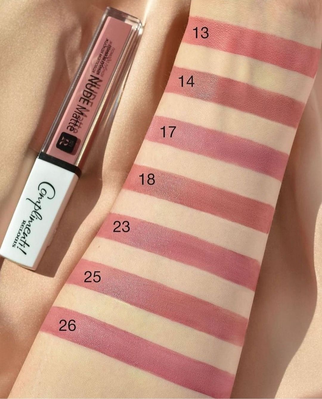 Міні Рідка матова помада Nude Matte Compliment об'єм 3.5г