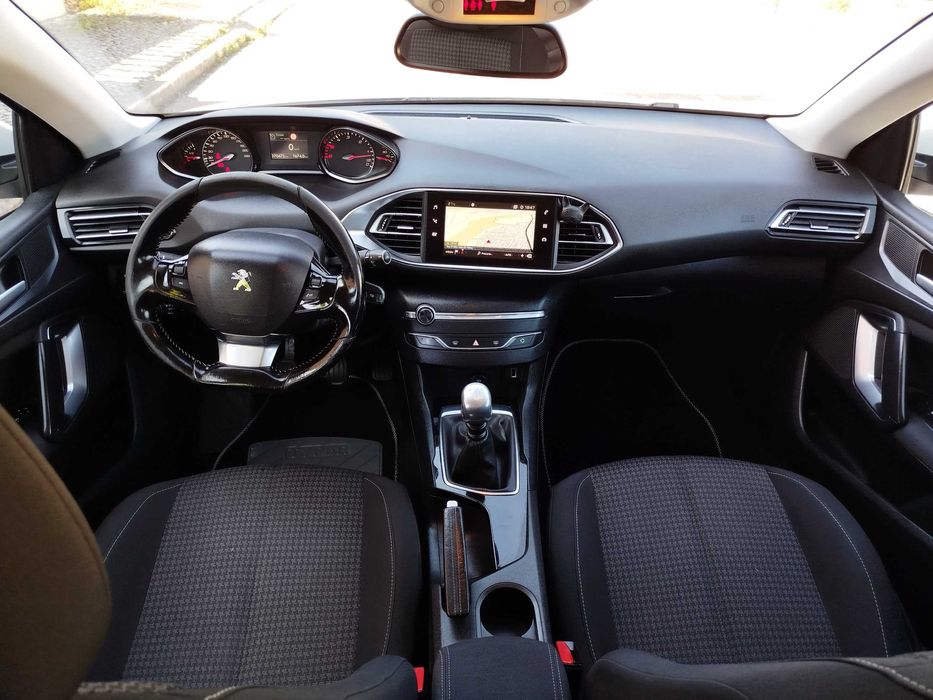 Peugeot 308  SW1.5 HDI.cx6.120cv