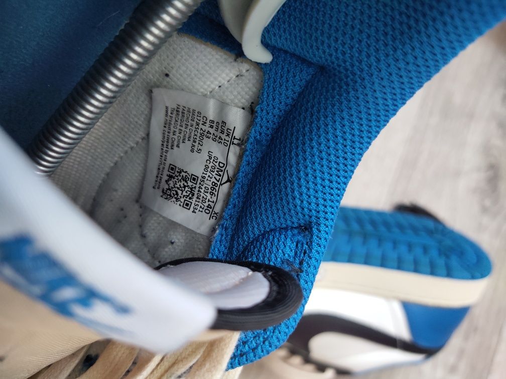 Fragment Design x Travis Scott  x Air Jordan 1 Retro  Low