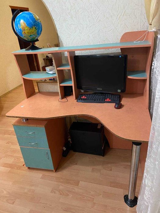 Продам меблі в дитячу спальню