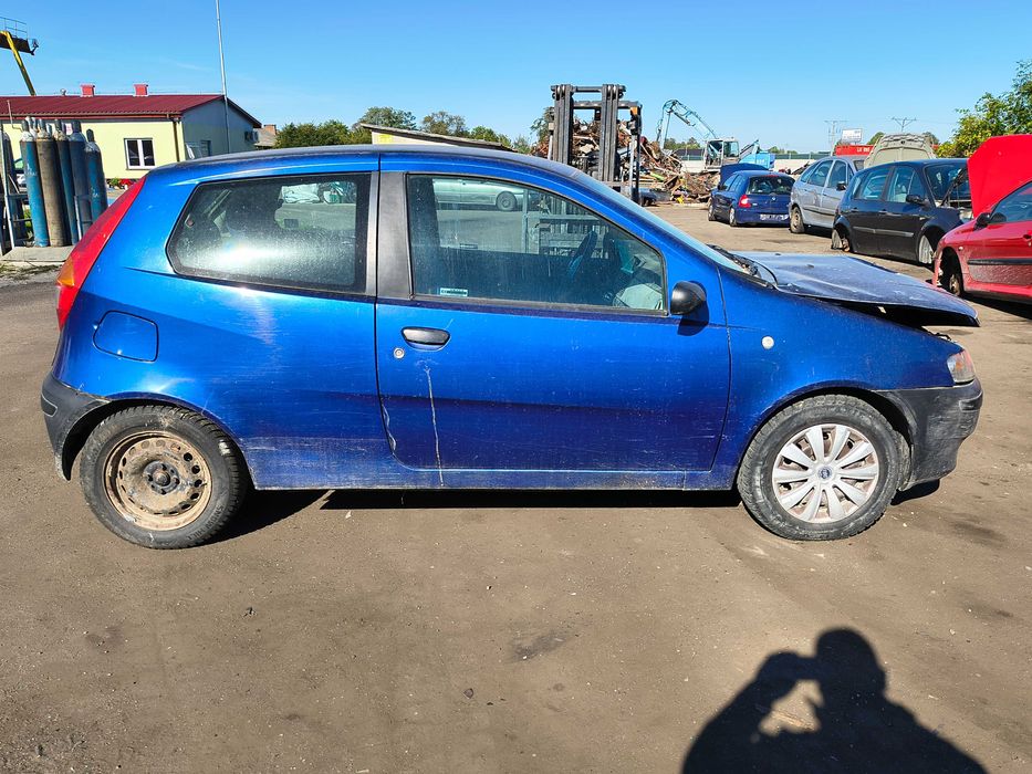 Fiat Punto 2000r. 1,2 - na części.