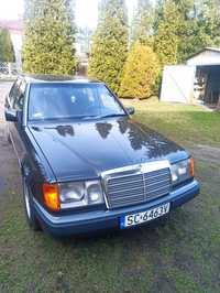 Mercedes W124 sedan