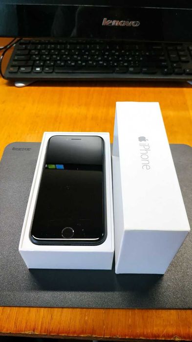 Телефон iPhone SE (3-Gen),128 Gb. 86% акумулятор