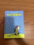 Livro o Estranhão