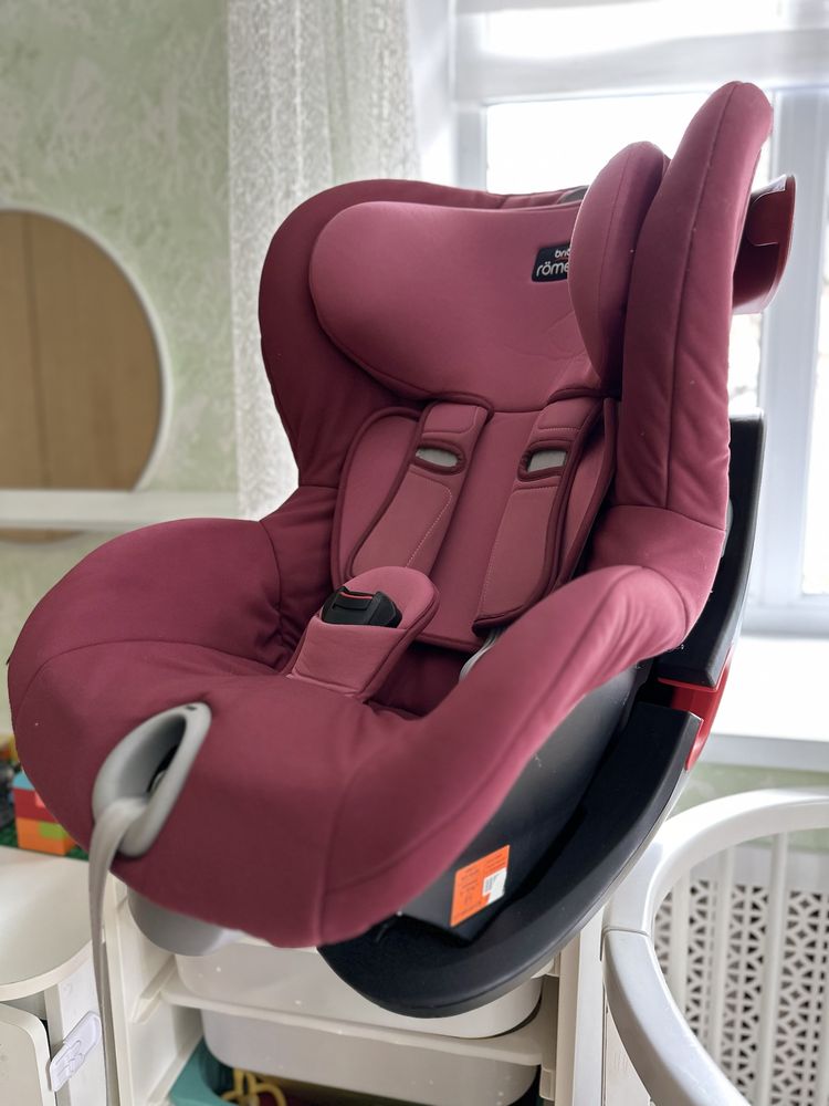 Автокрісло  BRITAX ROMER KING II Wine Rose LS