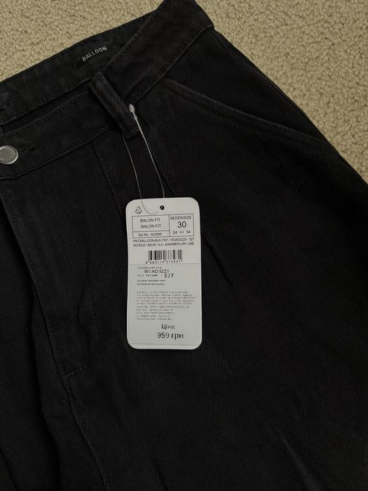 Чорні джинси мом нові