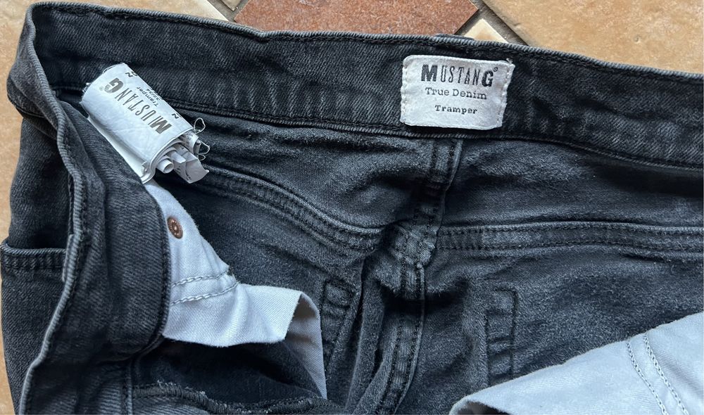 Męskie spodnie Mustang 32/34