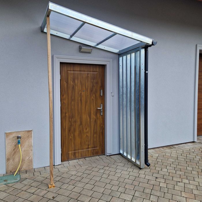 Zadaszenie nad drzwi wejściowe, daszek nad drzwi Nowoczesny Producent