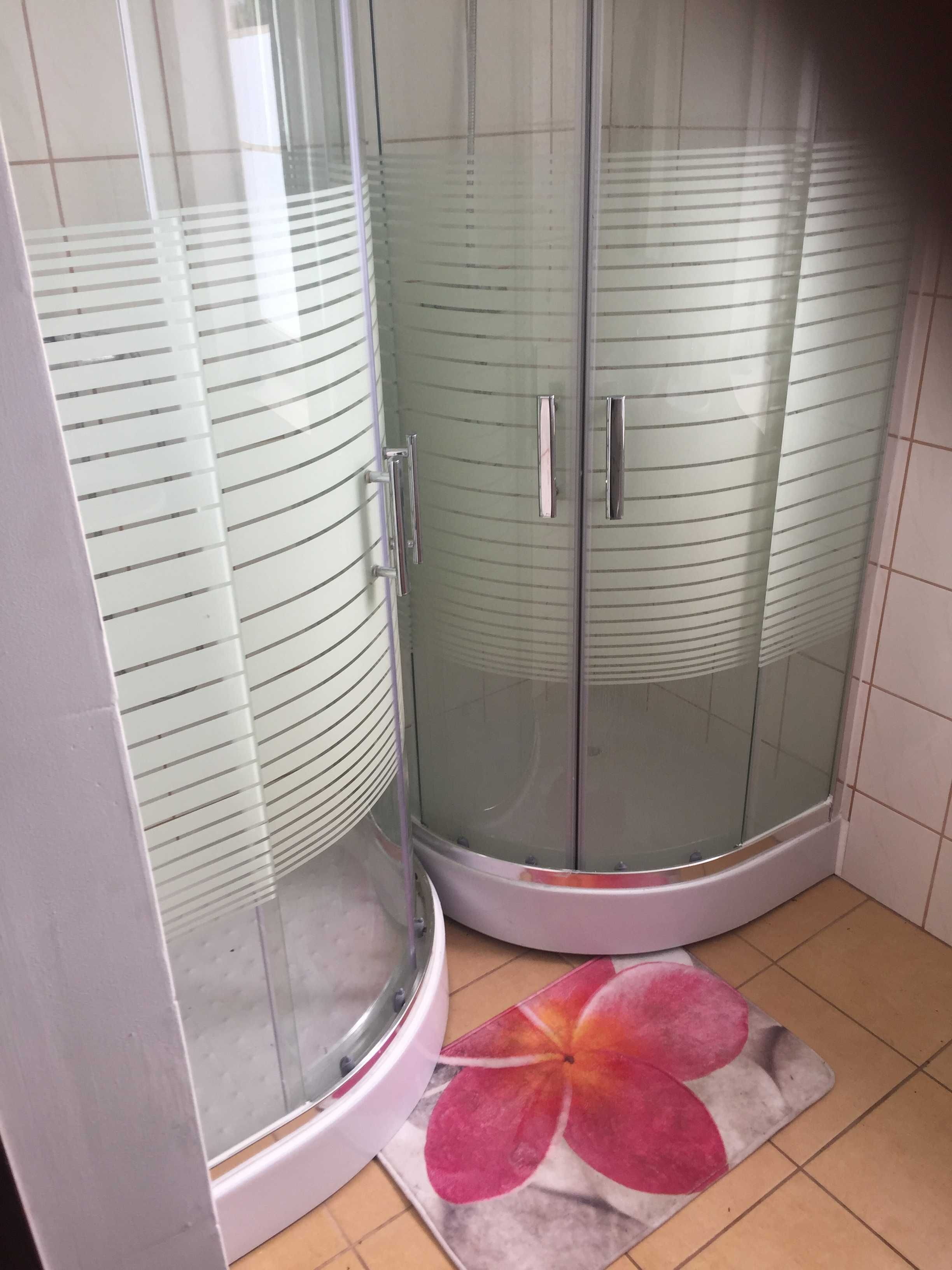 tanie kwatery pracownicze/дешеві кімнати в оренду/pokoje do wynajęcia