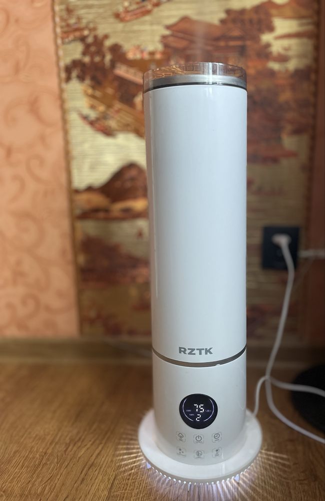 Зволожувач повітря RZTK HM 3556SW Led