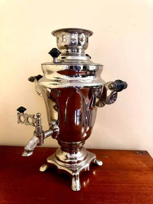 Самовар електричний  2л. Чайник електричний 2л.