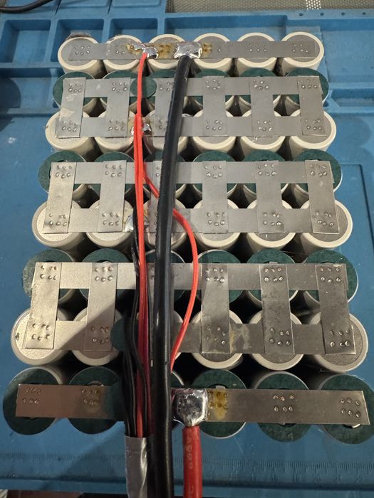 Збірка на molicel p42a