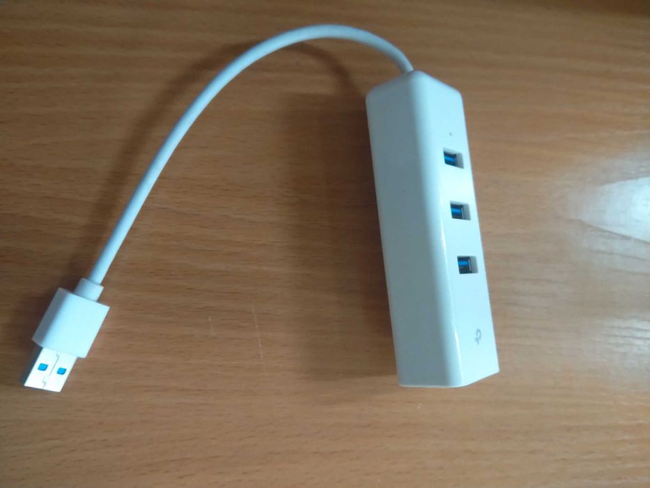 Tp-link UE330 Gigabit Ethernet та 3-портовий USB3.0 хаб