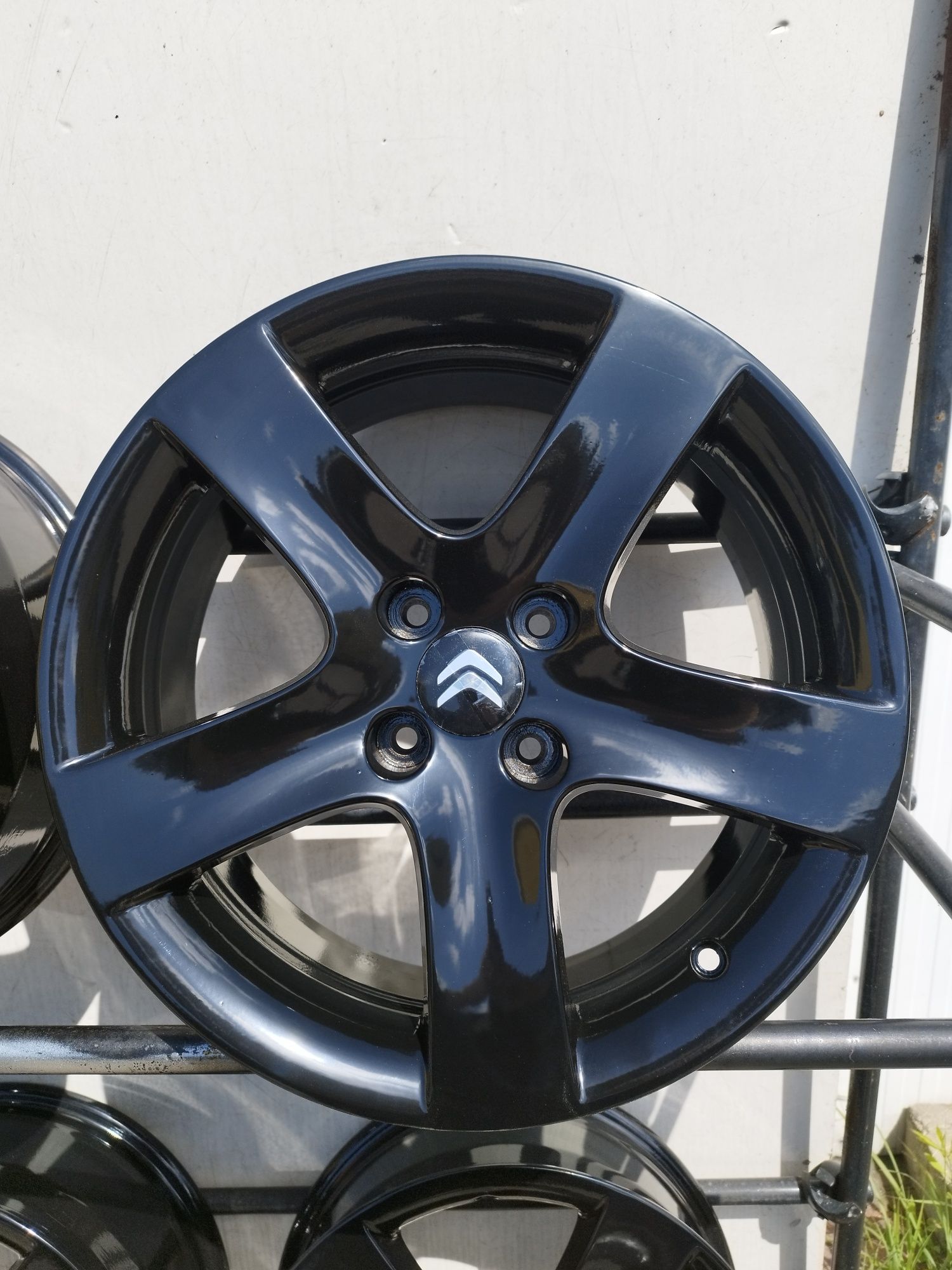 Felgi 17" 4x108 Et 32 7.5j Peugeot Citroen Opel