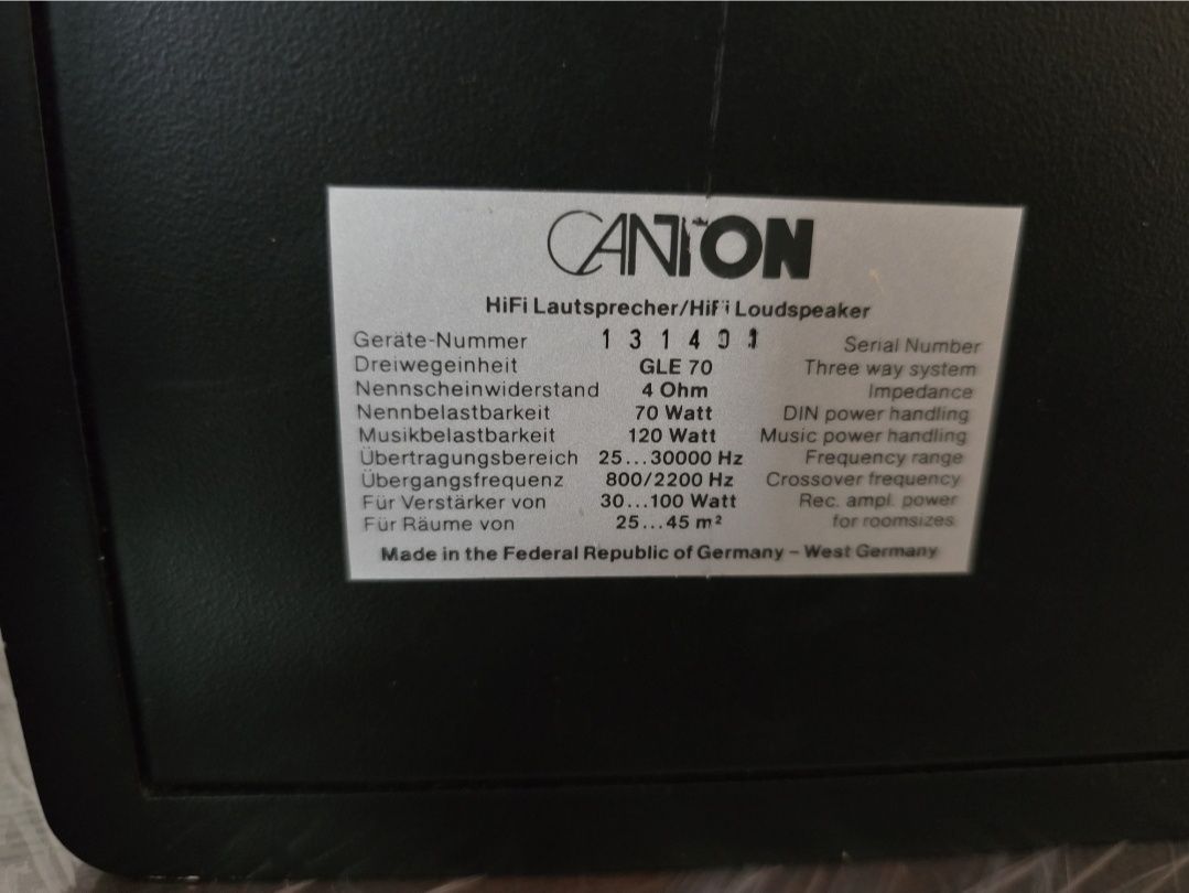 Kolumny Canton gle 70 i model fonum 100