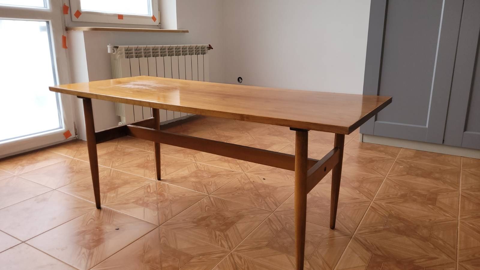Do sprzedaży komplet mebli rodem z PRL: