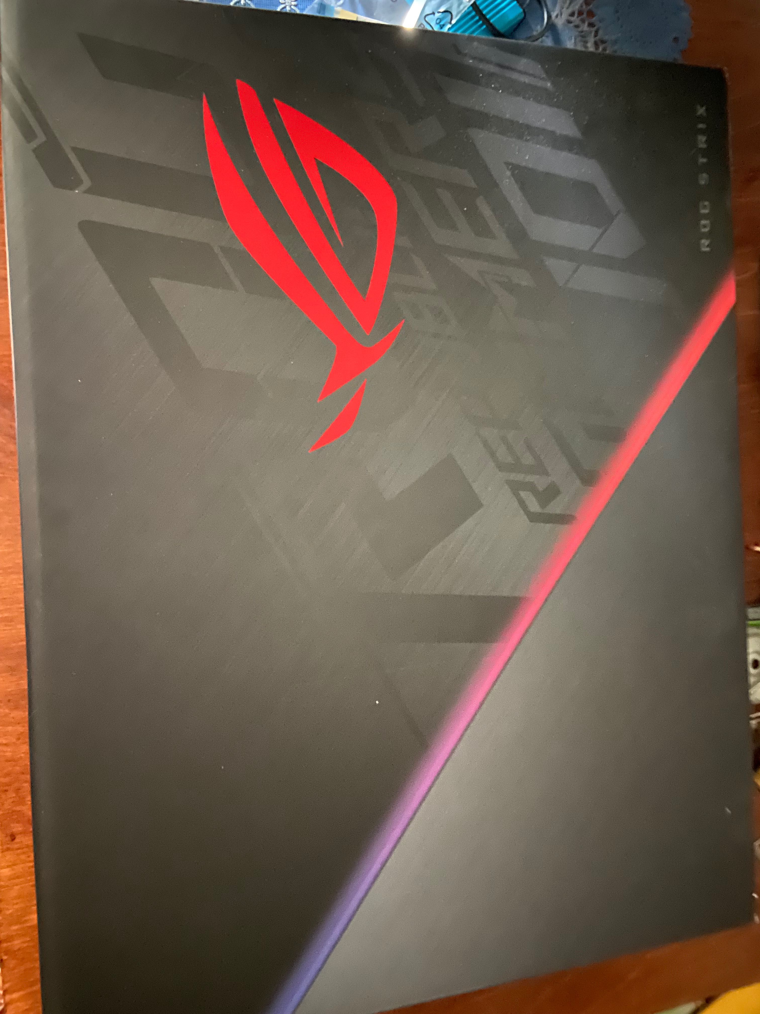 Ноутбук ASUs rog strix g531gt