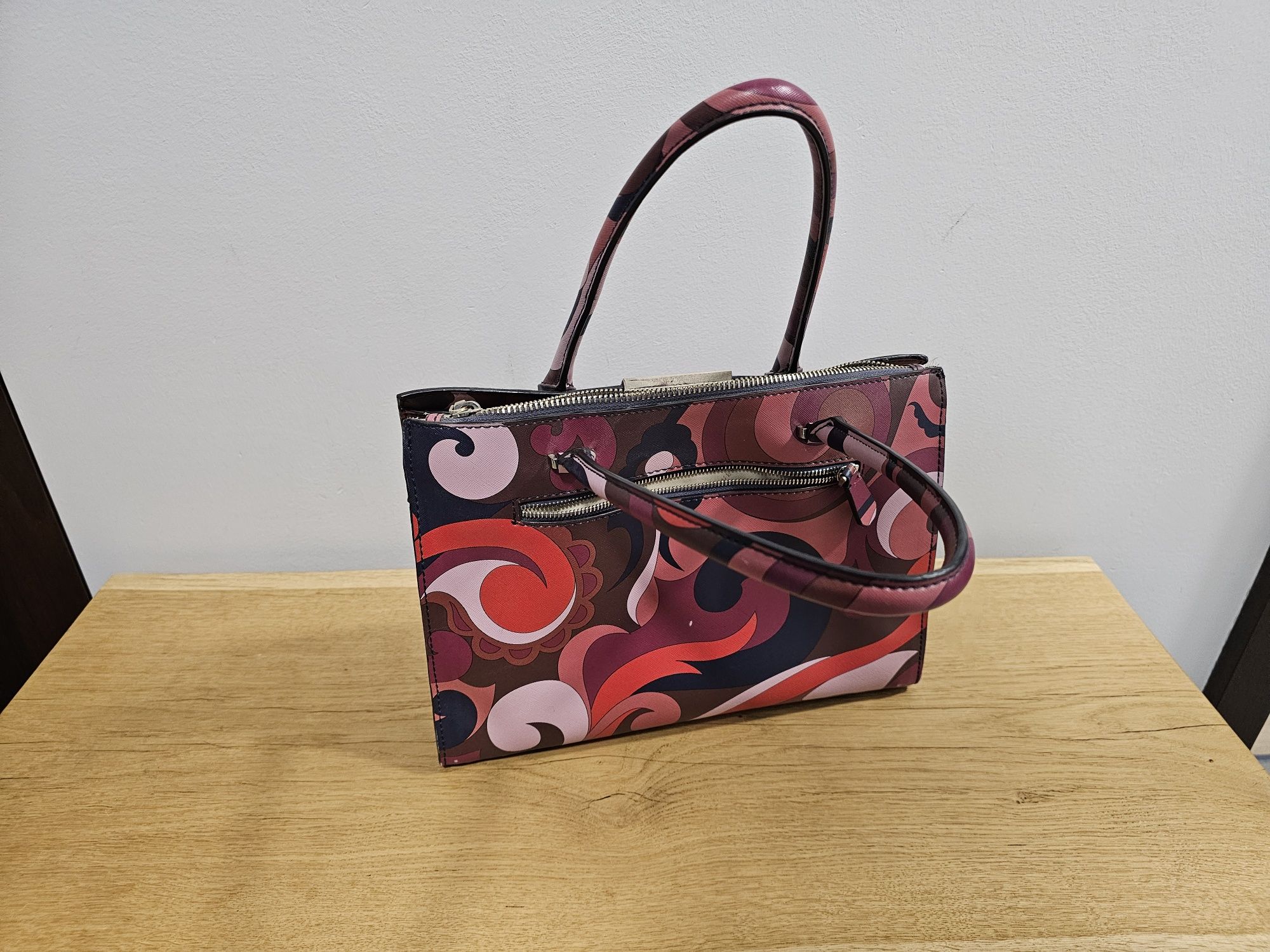 Torebka Guess Shopper