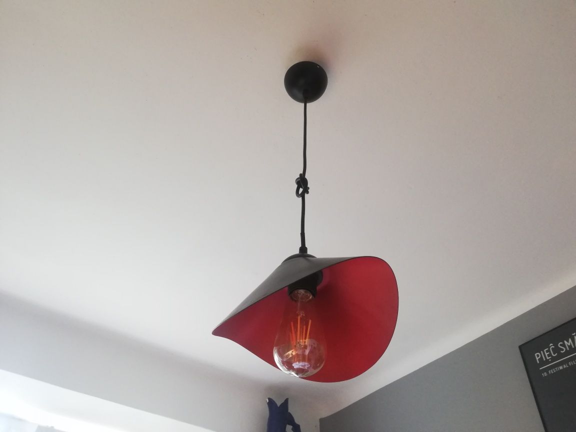 Lampa wisząca metalowa czarno - czerwona + GRATIS żarówka Edison