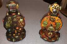 - LOTE 2 FIGURAS, Futuristas, Artesanais