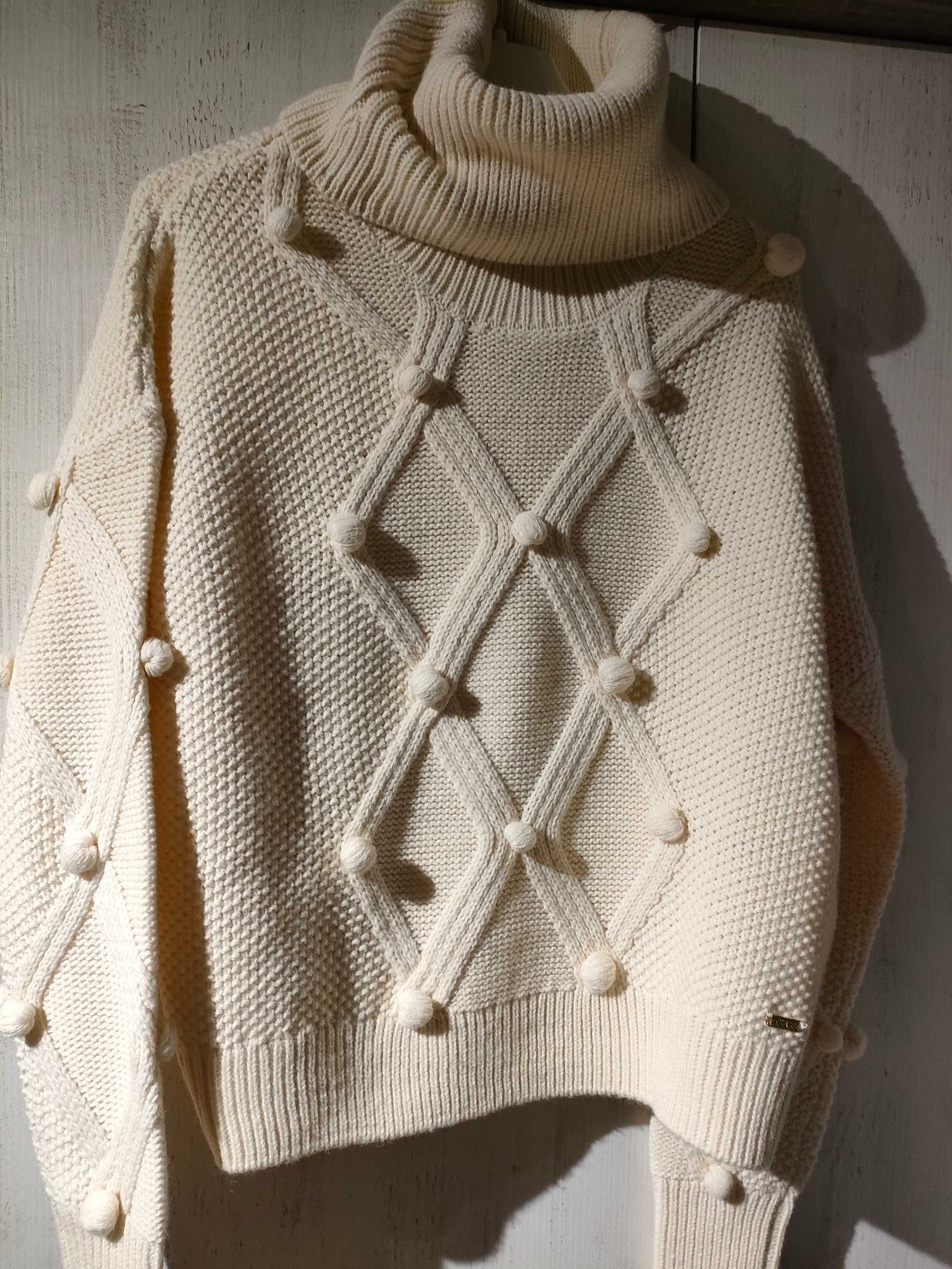 Sweter Guess golf Nowy z metką Pomysł na prezent wyprzedaż