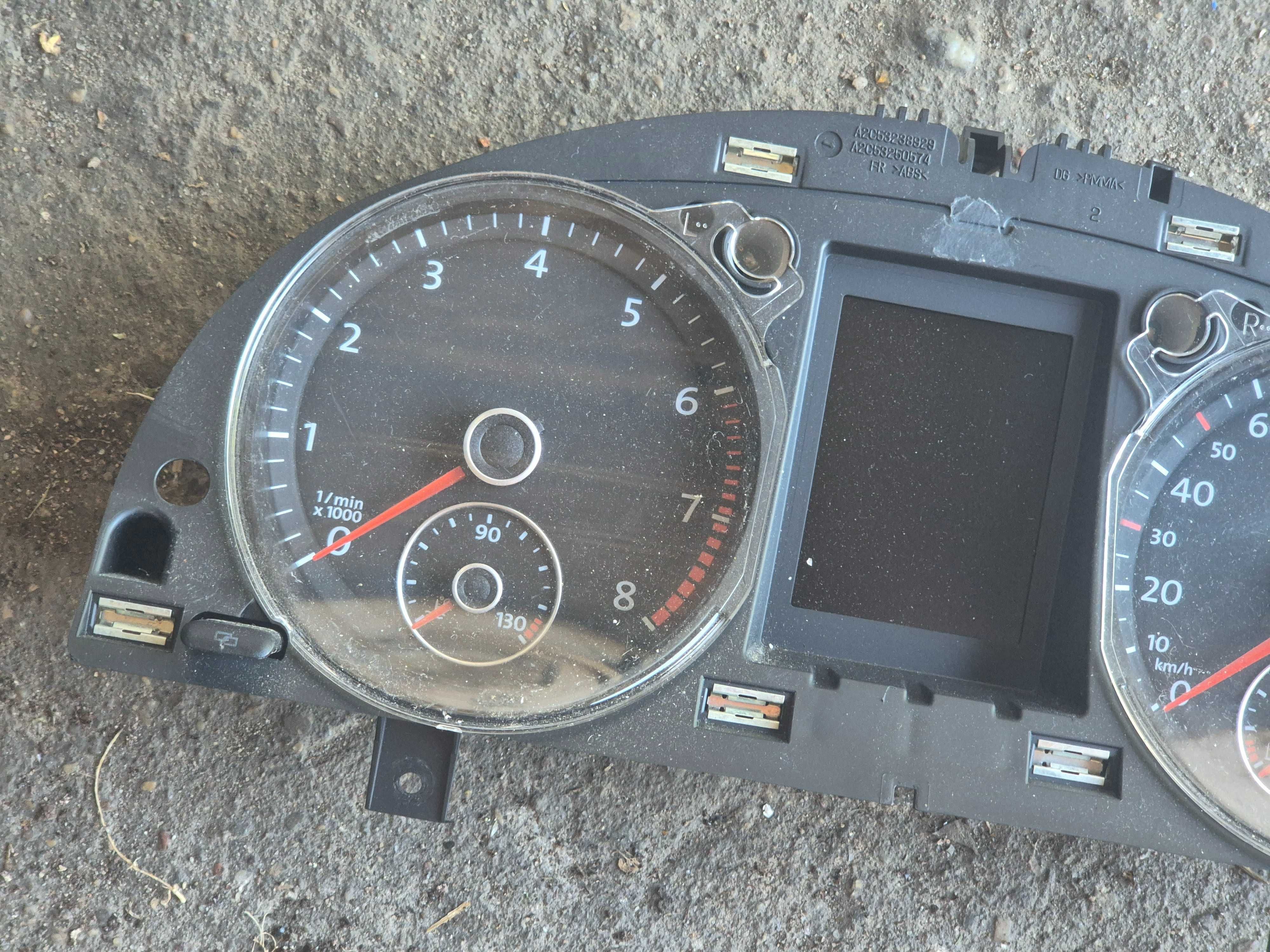 licznik zegar  VW Passat B7 1.8 TSI 3AA920880B