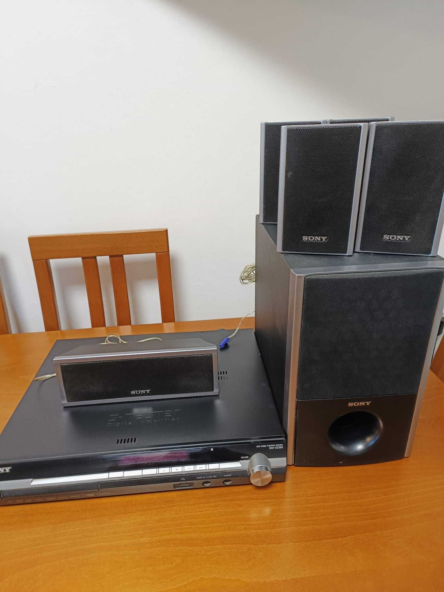 Home Theatre Sony DAV-DZ260 – Sistema 5.1 – 160W