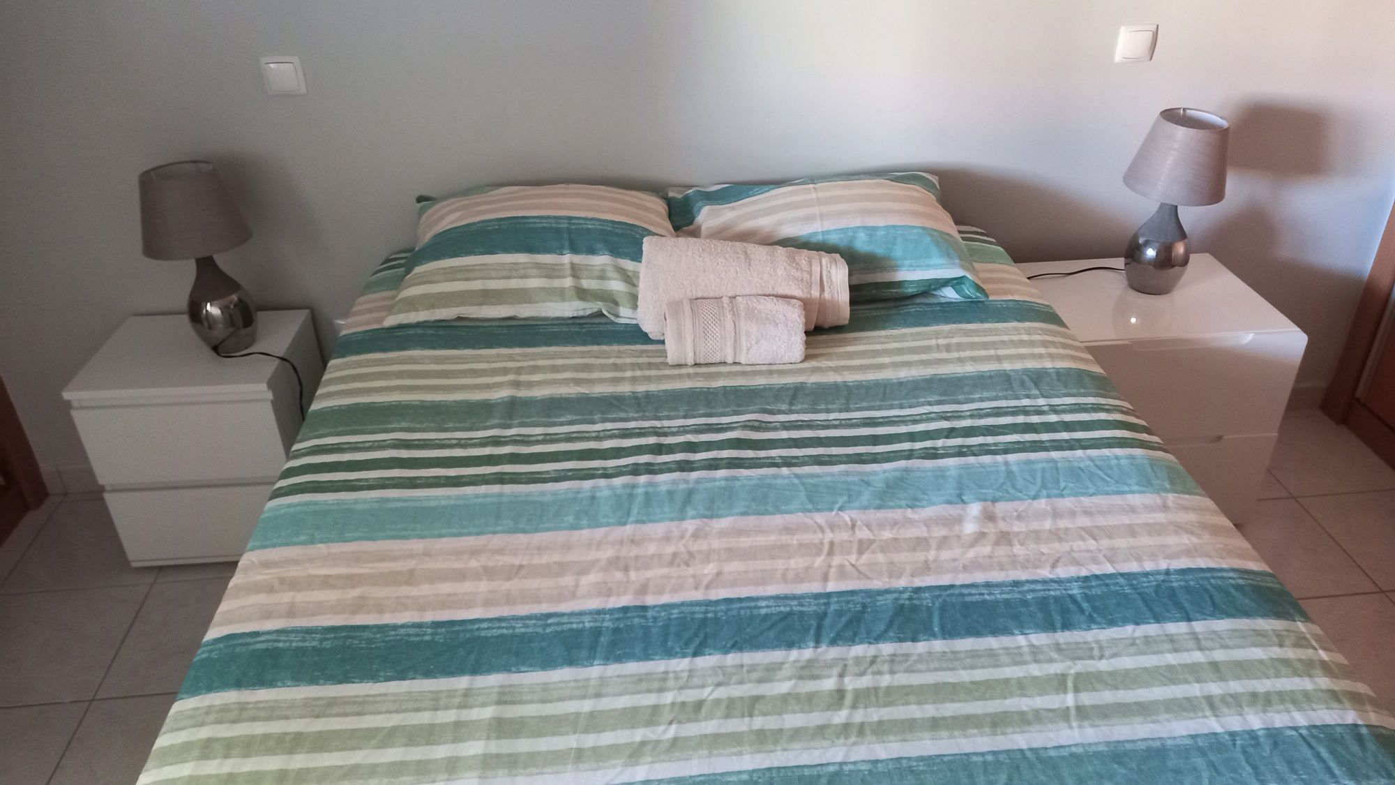 Apt t1 renovado praia rocha venda